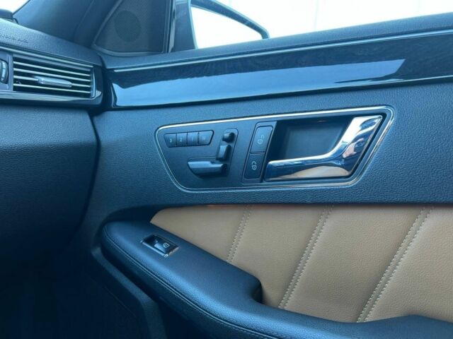 Коричневый Мерседес Е-Класс, объемом двигателя 2.2 л и пробегом 227 тыс. км за 15499 $, фото 14 на Automoto.ua