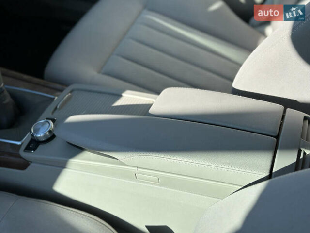 Мерседес Е-Класс 2012 в Ровно на Automoto.ua Коричневый Мерседес Е-Класс, объемом двигателя 2.2 л и пробегом 286 тыс. км за 11400 $, фото 40 на Automoto.ua