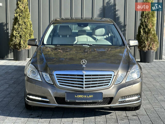 Мерседес Е-Класс 2012 в Ровно на Automoto.ua Коричневый Мерседес Е-Класс, объемом двигателя 2.2 л и пробегом 286 тыс. км за 11400 $, фото 15 на Automoto.ua