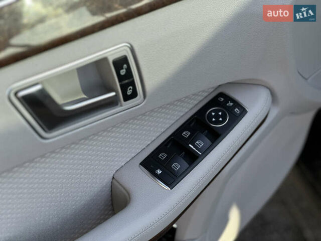 Мерседес Е-Класс 2012 в Ровно на Automoto.ua Коричневый Мерседес Е-Класс, объемом двигателя 2.2 л и пробегом 286 тыс. км за 11400 $, фото 67 на Automoto.ua