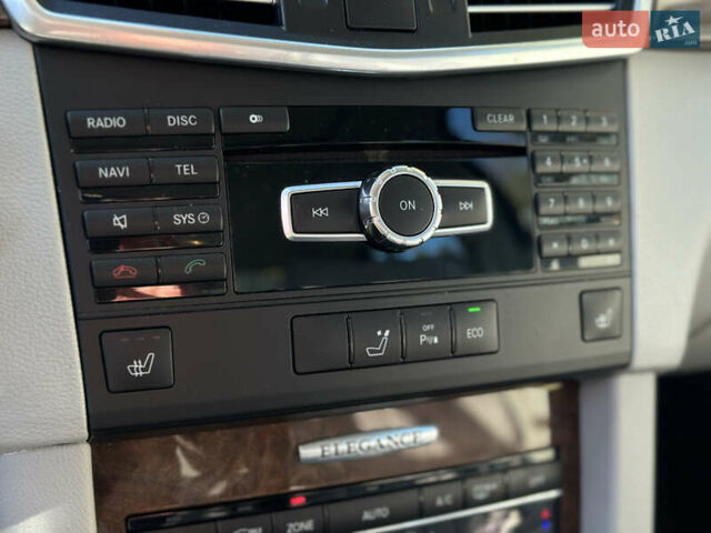 Мерседес Е-Класс 2012 в Ровно на Automoto.ua Коричневый Мерседес Е-Класс, объемом двигателя 2.2 л и пробегом 286 тыс. км за 11400 $, фото 37 на Automoto.ua