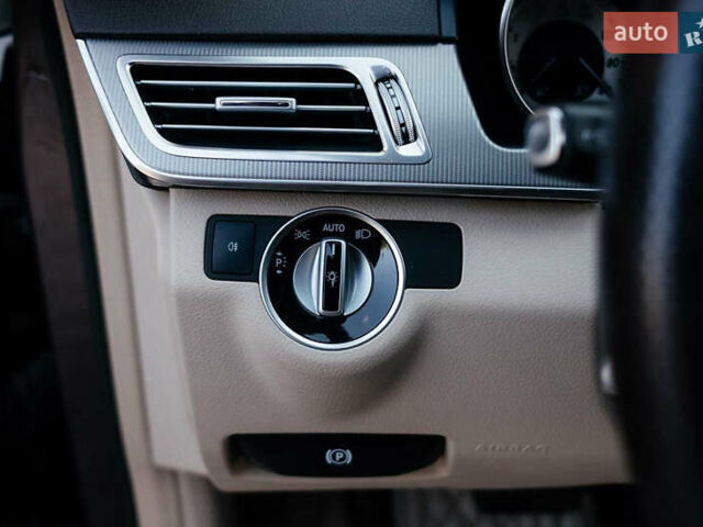 Мерседес Е-Клас 2013 у Тернополі на Automoto.ua Коричневий Мерседес Е-Клас, об'ємом двигуна 2.14 л та пробігом 222 тис. км за 20700 $, фото 25 на Automoto.ua