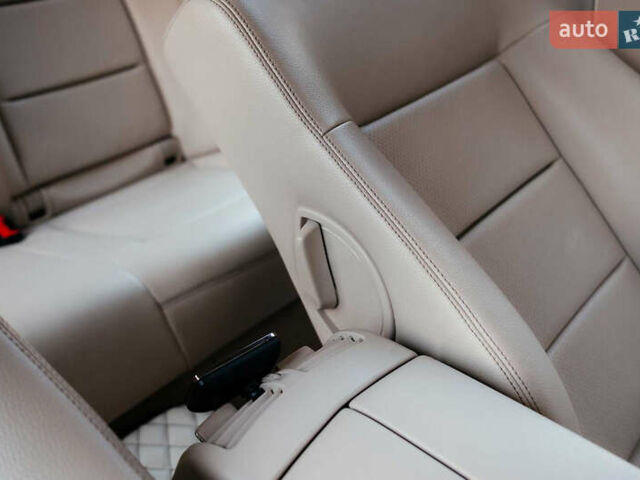 Мерседес Е-Клас 2013 у Тернополі на Automoto.ua Коричневий Мерседес Е-Клас, об'ємом двигуна 2.14 л та пробігом 222 тис. км за 20700 $, фото 55 на Automoto.ua