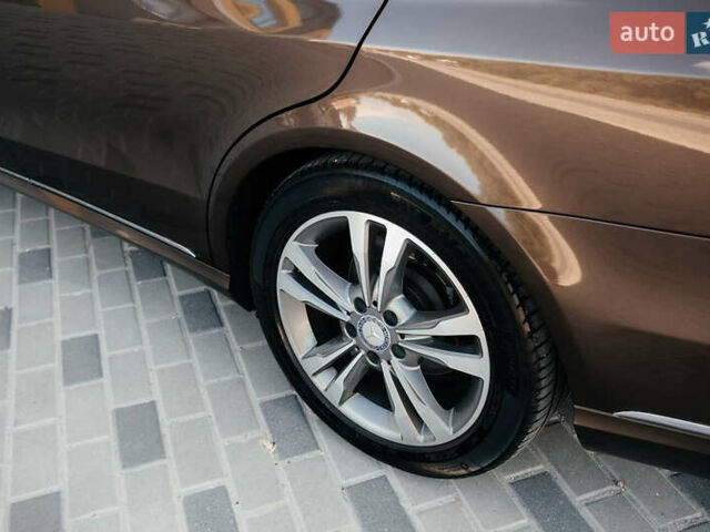 Мерседес Е-Клас 2013 у Тернополі на Automoto.ua Коричневий Мерседес Е-Клас, об'ємом двигуна 2.14 л та пробігом 222 тис. км за 20700 $, фото 19 на Automoto.ua