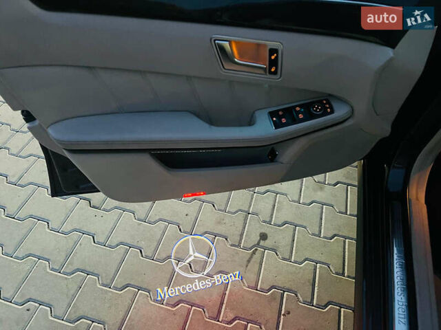Коричневий Мерседес Е-Клас, об'ємом двигуна 2.2 л та пробігом 208 тис. км за 9599 $, фото 13 на Automoto.ua