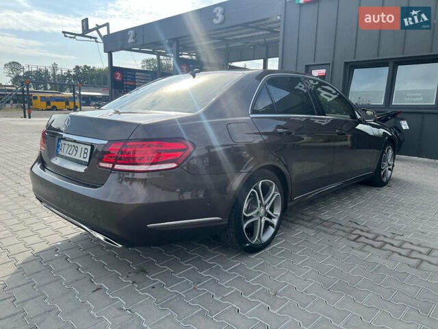 Коричневий Мерседес Е-Клас, об'ємом двигуна 2.2 л та пробігом 208 тис. км за 9599 $, фото 7 на Automoto.ua