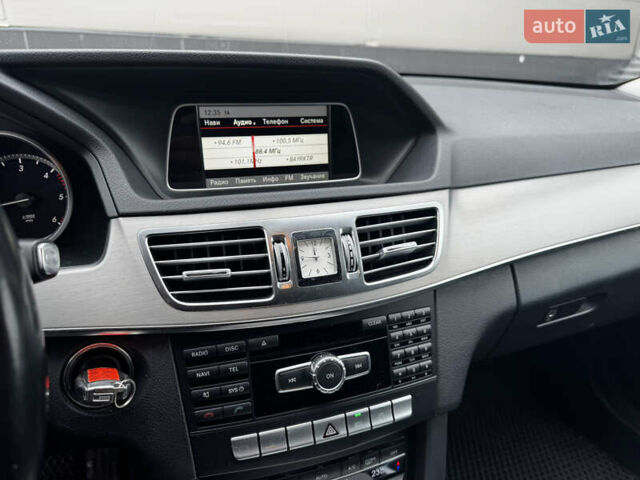 Коричневий Мерседес Е-Клас, об'ємом двигуна 2.2 л та пробігом 175 тис. км за 16999 $, фото 20 на Automoto.ua