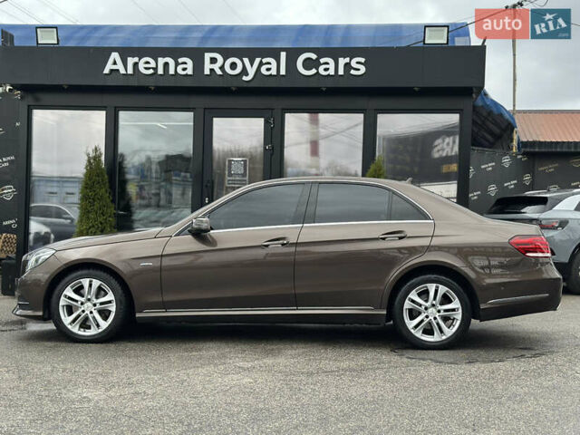 Коричневий Мерседес Е-Клас, об'ємом двигуна 2.14 л та пробігом 197 тис. км за 21500 $, фото 4 на Automoto.ua