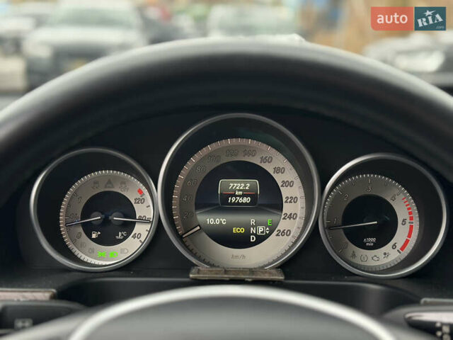 Коричневий Мерседес Е-Клас, об'ємом двигуна 2.14 л та пробігом 197 тис. км за 21500 $, фото 29 на Automoto.ua