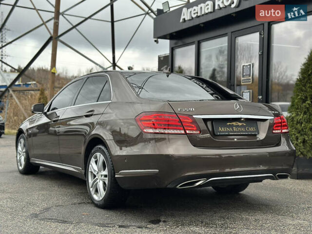 Коричневий Мерседес Е-Клас, об'ємом двигуна 2.14 л та пробігом 197 тис. км за 21500 $, фото 11 на Automoto.ua