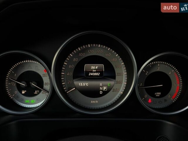 Коричневый Мерседес Е-Класс, объемом двигателя 2.14 л и пробегом 240 тыс. км за 22200 $, фото 18 на Automoto.ua