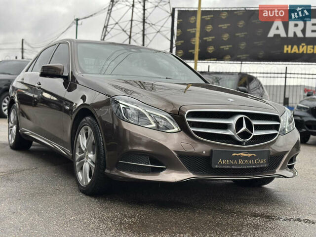 Коричневий Мерседес Е-Клас, об'ємом двигуна 2.14 л та пробігом 197 тис. км за 21500 $, фото 8 на Automoto.ua