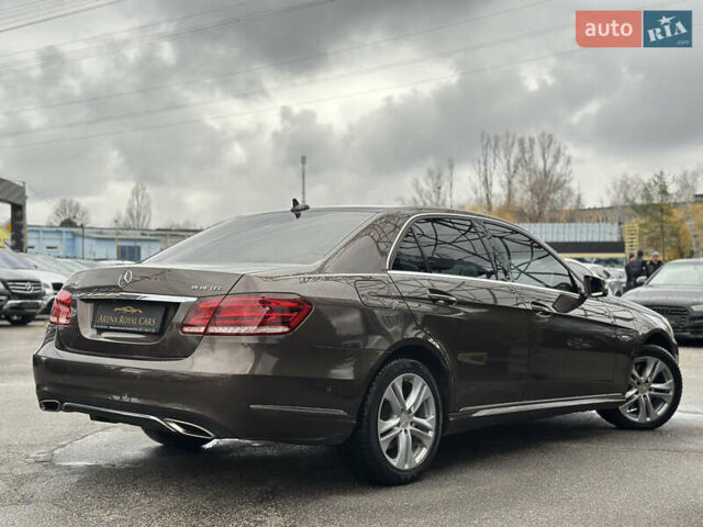 Коричневий Мерседес Е-Клас, об'ємом двигуна 2.14 л та пробігом 197 тис. км за 21500 $, фото 1 на Automoto.ua