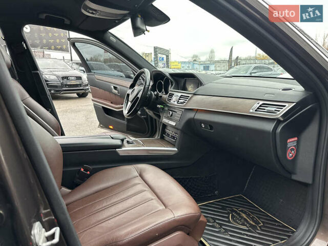 Коричневий Мерседес Е-Клас, об'ємом двигуна 2.14 л та пробігом 197 тис. км за 21500 $, фото 24 на Automoto.ua