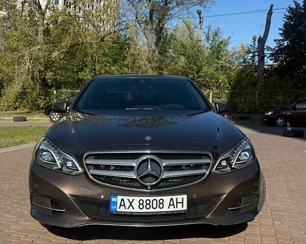 Мерседес Е-Класс 2015 в Киеве на Automoto.ua Коричневый Мерседес Е-Класс, объемом двигателя 2.14 л и пробегом 193 тыс. км за 21000 $, фото 2 на Automoto.ua
