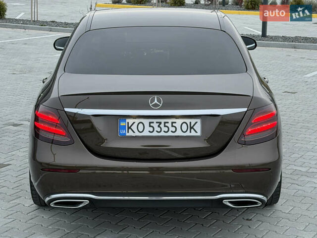 Коричневый Мерседес Е-Класс, объемом двигателя 1.95 л и пробегом 310 тыс. км за 24000 $, фото 6 на Automoto.ua