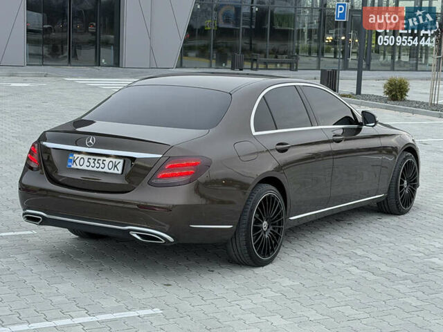 Коричневый Мерседес Е-Класс, объемом двигателя 1.95 л и пробегом 310 тыс. км за 24000 $, фото 5 на Automoto.ua