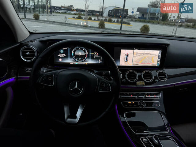 Коричневый Мерседес Е-Класс, объемом двигателя 1.95 л и пробегом 310 тыс. км за 24000 $, фото 12 на Automoto.ua