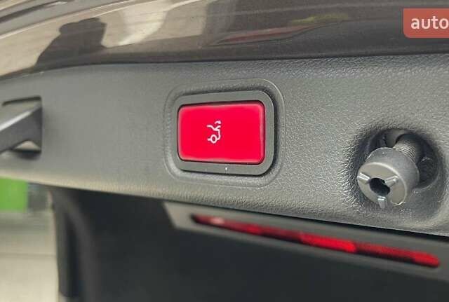 Коричневий Мерседес Е-Клас, об'ємом двигуна 1.95 л та пробігом 160 тис. км за 29990 $, фото 24 на Automoto.ua