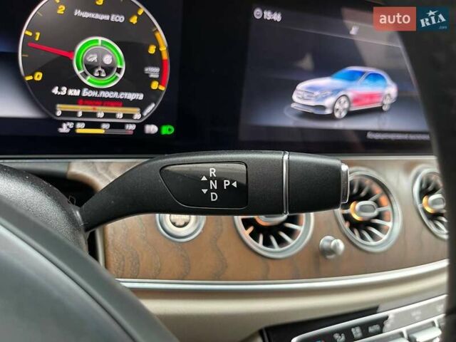 Коричневий Мерседес Е-Клас, об'ємом двигуна 1.95 л та пробігом 160 тис. км за 29990 $, фото 18 на Automoto.ua