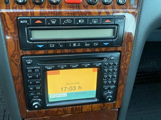 Мерседес Е-Класс 2001 в Краматорске на Automoto.ua Коричневый Мерседес Е-Класс, объемом двигателя 3.2 л и пробегом 400 тыс. км за 2300 $, фото 13 на Automoto.ua