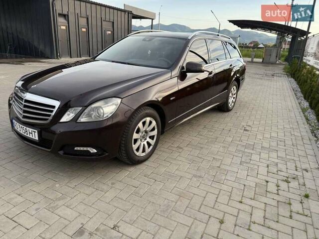 Коричневый Мерседес Е-Класс, объемом двигателя 2.14 л и пробегом 264 тыс. км за 10300 $, фото 1 на Automoto.ua