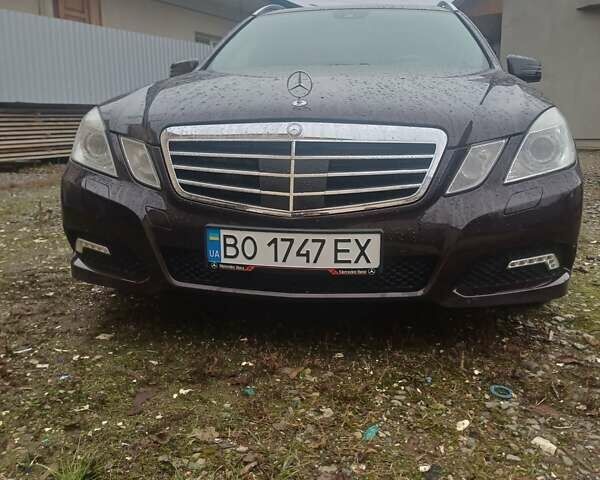 Коричневый Мерседес Е-Класс, объемом двигателя 2.99 л и пробегом 333 тыс. км за 12900 $, фото 3 на Automoto.ua