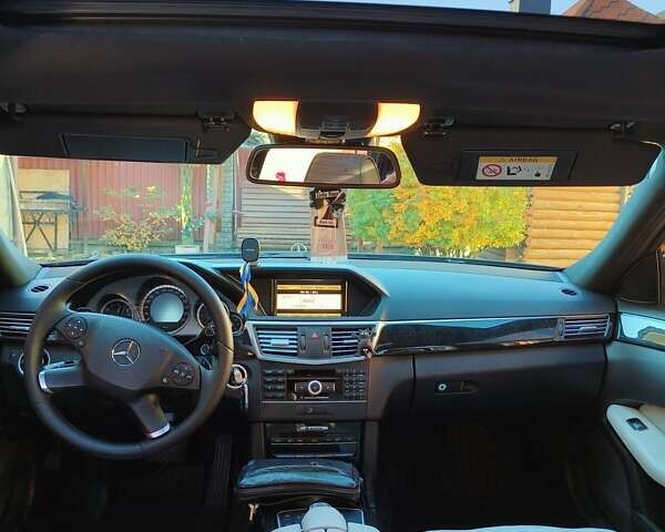 Коричневий Мерседес Е-Клас, об'ємом двигуна 3 л та пробігом 290 тис. км за 13200 $, фото 20 на Automoto.ua
