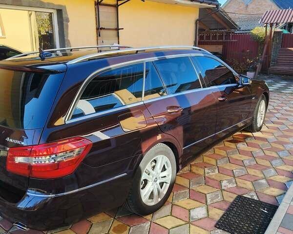 Коричневий Мерседес Е-Клас, об'ємом двигуна 3 л та пробігом 290 тис. км за 13200 $, фото 8 на Automoto.ua