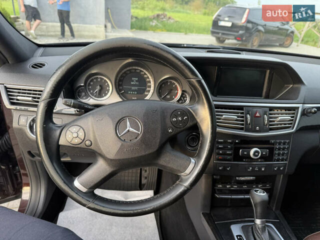 Мерседес Е-Класс 2010 в Тячеве на Automoto.ua Коричневый Мерседес Е-Класс, объемом двигателя 2.2 л и пробегом 375 тыс. км за 11300 $, фото 3 на Automoto.ua