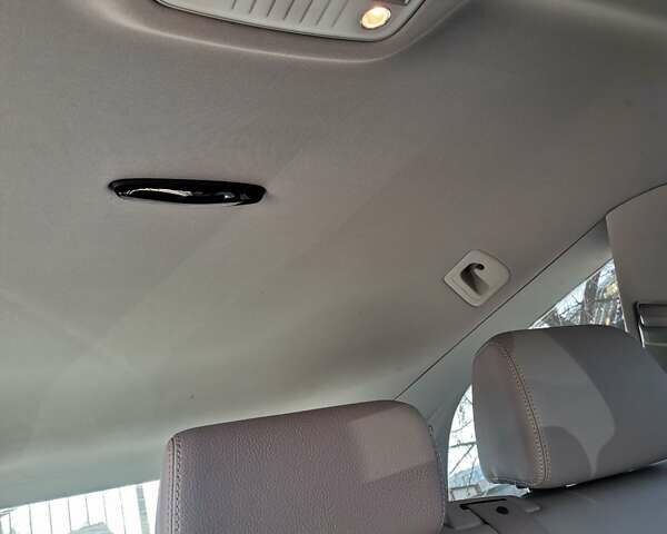 Коричневый Мерседес Е-Класс, объемом двигателя 2 л и пробегом 250 тыс. км за 11555 $, фото 6 на Automoto.ua