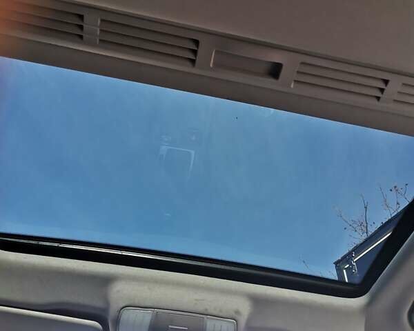 Коричневый Мерседес Е-Класс, объемом двигателя 2 л и пробегом 250 тыс. км за 11555 $, фото 22 на Automoto.ua