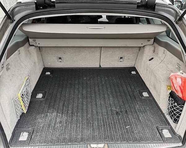 Коричневый Мерседес Е-Класс, объемом двигателя 2 л и пробегом 250 тыс. км за 11555 $, фото 24 на Automoto.ua