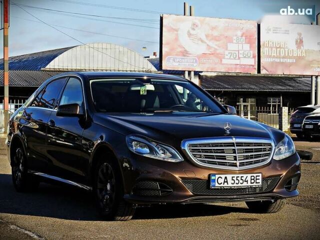 Коричневий Мерседес Е-Клас, об'ємом двигуна 2.1 л та пробігом 172 тис. км за 18800 $, фото 1 на Automoto.ua
