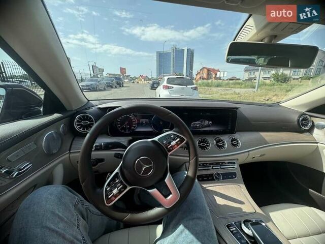 Красный Мерседес Е-Класс, объемом двигателя 3 л и пробегом 47 тыс. км за 52000 $, фото 12 на Automoto.ua