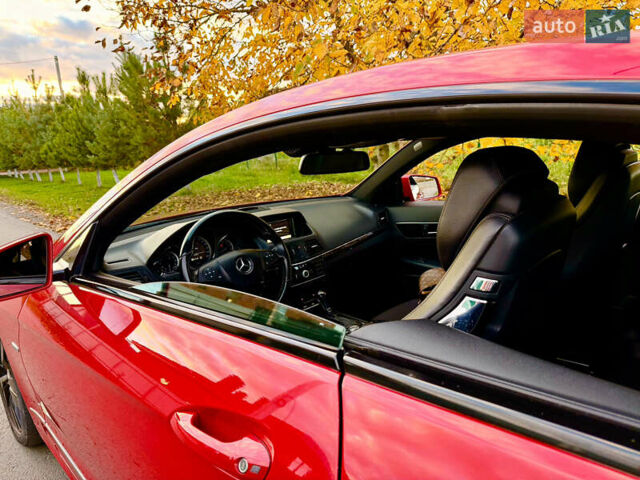 Красный Мерседес Е-Класс, объемом двигателя 1.8 л и пробегом 150 тыс. км за 16300 $, фото 28 на Automoto.ua
