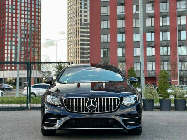 Красный Мерседес Е-Класс, объемом двигателя 3 л и пробегом 28 тыс. км за 36000 $, фото 2 на Automoto.ua