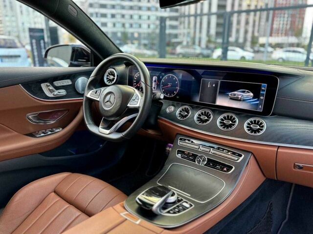 Красный Мерседес Е-Класс, объемом двигателя 3 л и пробегом 28 тыс. км за 36000 $, фото 18 на Automoto.ua