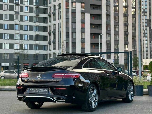 Красный Мерседес Е-Класс, объемом двигателя 3 л и пробегом 28 тыс. км за 36000 $, фото 3 на Automoto.ua