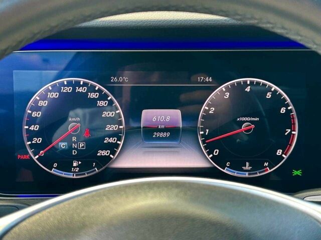 Красный Мерседес Е-Класс, объемом двигателя 3 л и пробегом 28 тыс. км за 36000 $, фото 15 на Automoto.ua