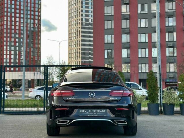 Красный Мерседес Е-Класс, объемом двигателя 3 л и пробегом 28 тыс. км за 36000 $, фото 1 на Automoto.ua