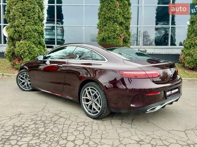 Червоний Мерседес Е-Клас, об'ємом двигуна 1.99 л та пробігом 95 тис. км за 46999 $, фото 5 на Automoto.ua