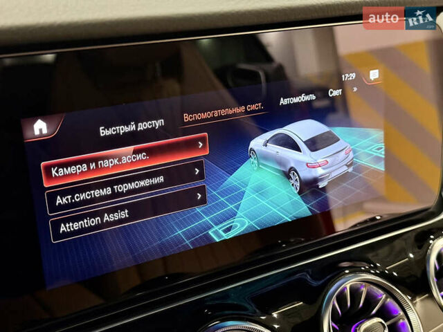 Червоний Мерседес Е-Клас, об'ємом двигуна 1.99 л та пробігом 30 тис. км за 69000 $, фото 37 на Automoto.ua