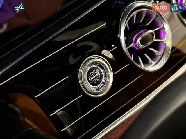 Червоний Мерседес Е-Клас, об'ємом двигуна 1.99 л та пробігом 30 тис. км за 69000 $, фото 35 на Automoto.ua