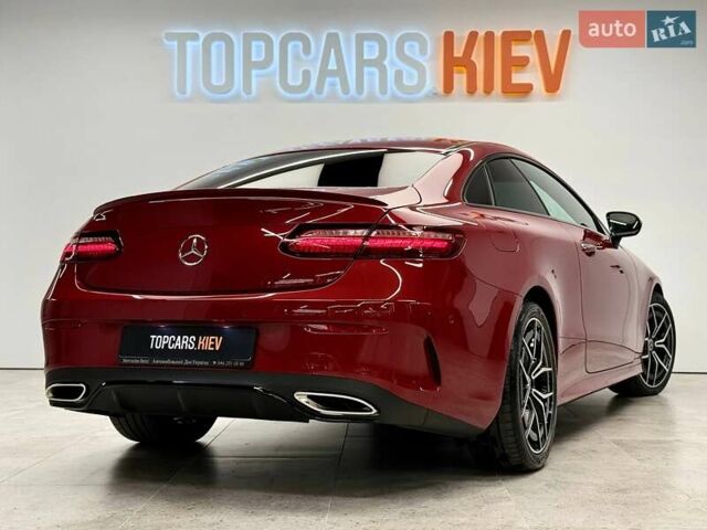 Красный Мерседес Е-Класс, объемом двигателя 1.99 л и пробегом 33 тыс. км за 66999 $, фото 7 на Automoto.ua