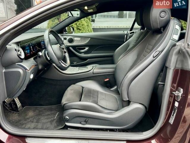 Красный Мерседес Е-Класс, объемом двигателя 1.99 л и пробегом 95 тыс. км за 46999 $, фото 22 на Automoto.ua