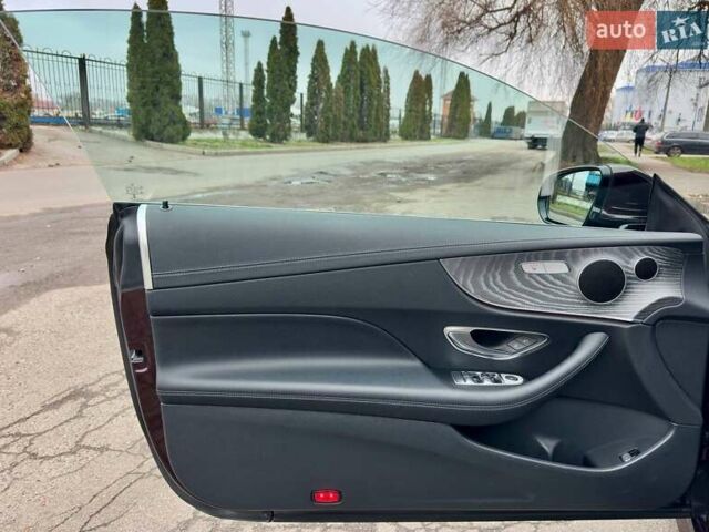 Красный Мерседес Е-Класс, объемом двигателя 1.99 л и пробегом 95 тыс. км за 46999 $, фото 16 на Automoto.ua