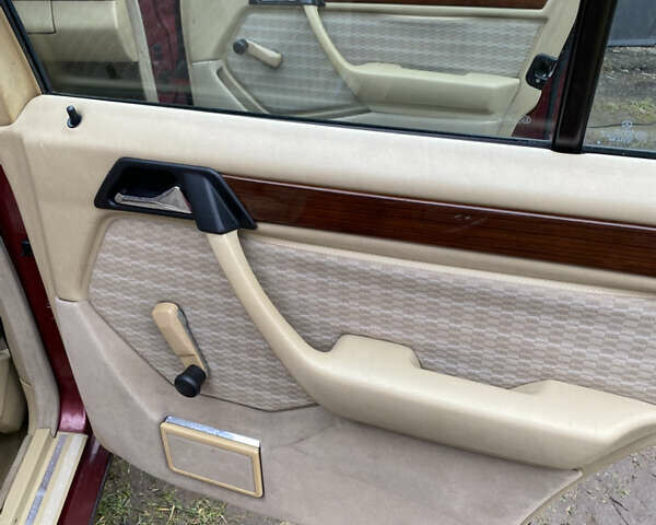 Червоний Мерседес Е-Клас, об'ємом двигуна 2.5 л та пробігом 421 тис. км за 5200 $, фото 106 на Automoto.ua