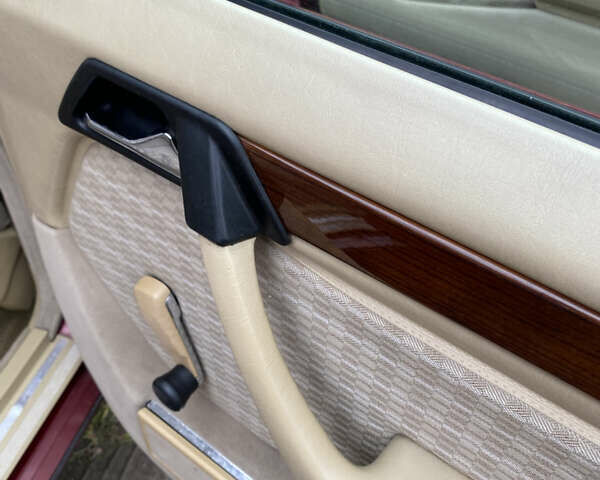 Червоний Мерседес Е-Клас, об'ємом двигуна 2.5 л та пробігом 421 тис. км за 5200 $, фото 98 на Automoto.ua