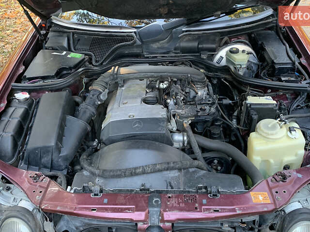Мерседес Е-Класс 1996 в Киверцы на Automoto.ua Красный Мерседес Е-Класс, объемом двигателя 2 л и пробегом 370 тыс. км за 2600 $, фото 18 на Automoto.ua